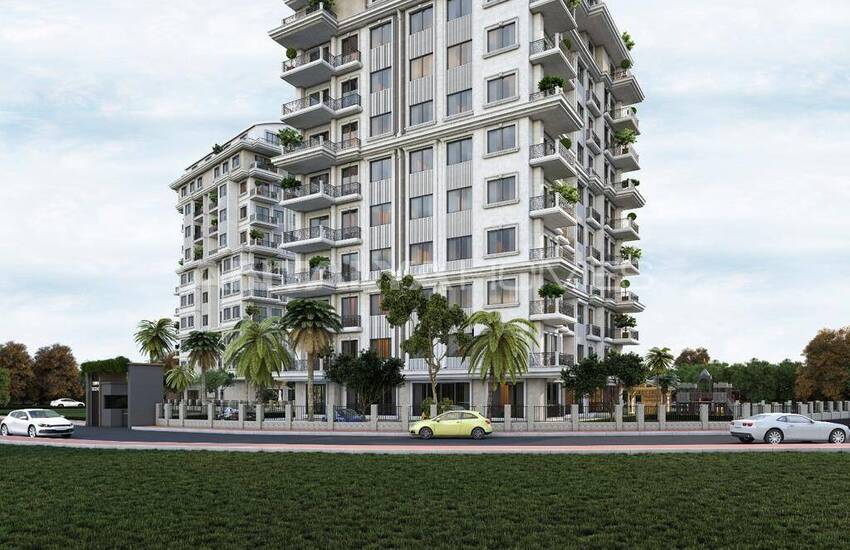 Flats in Complex with Rich Amenities Near Beach in Center of Alanya