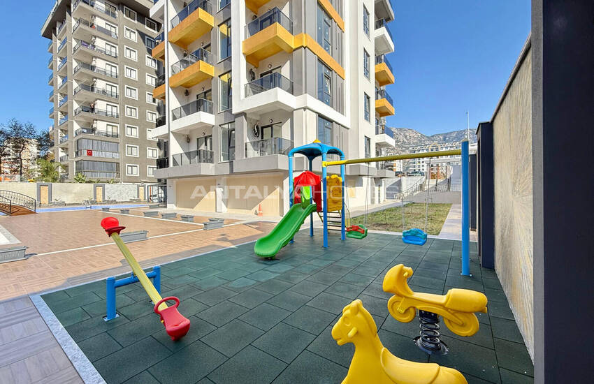 املاک در فاصله پیاده روی دریا در آلانیا محمودلار 4