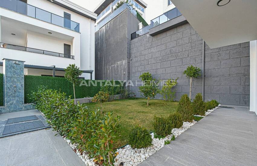 Sea View Property with Private Pool and Garden in Alanya 4
