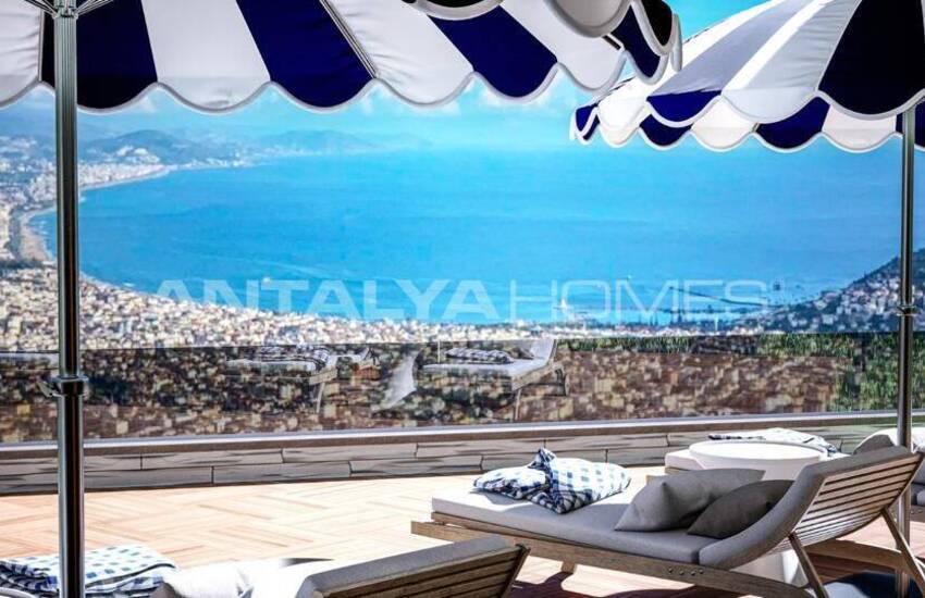 Sea View Property with Private Pool and Garden in Alanya 1