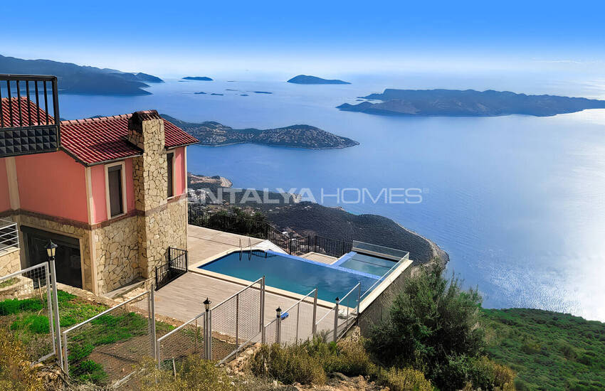 Antalya Kaş'ta 2 Yatak Odalı ve Geniş Tasarımlı Villa 2