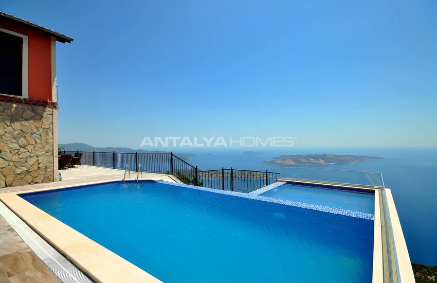 Antalya Kaş'ta 2 Yatak Odalı ve Geniş Tasarımlı Villa 7