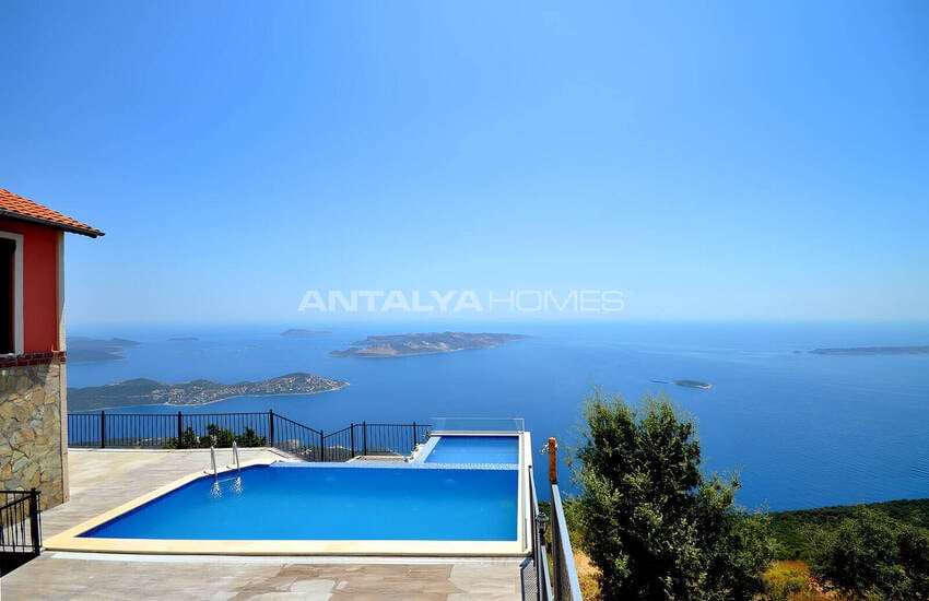 Antalya Kaş'ta 2 Yatak Odalı ve Geniş Tasarımlı Villa 9