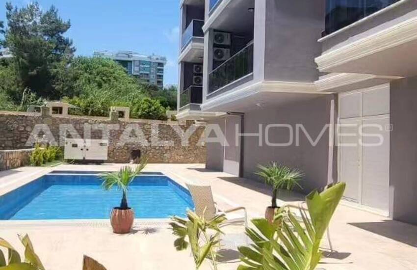 Spacious Furnished Flat in Complex Close to Sea in Alanya Avsallar