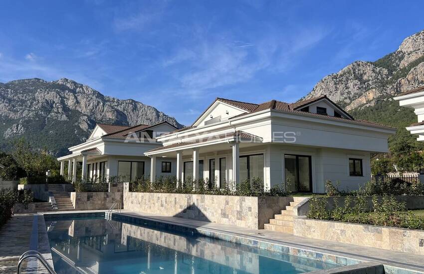 Semi-detached Houses with Mountain View in Kemer Antalya 1