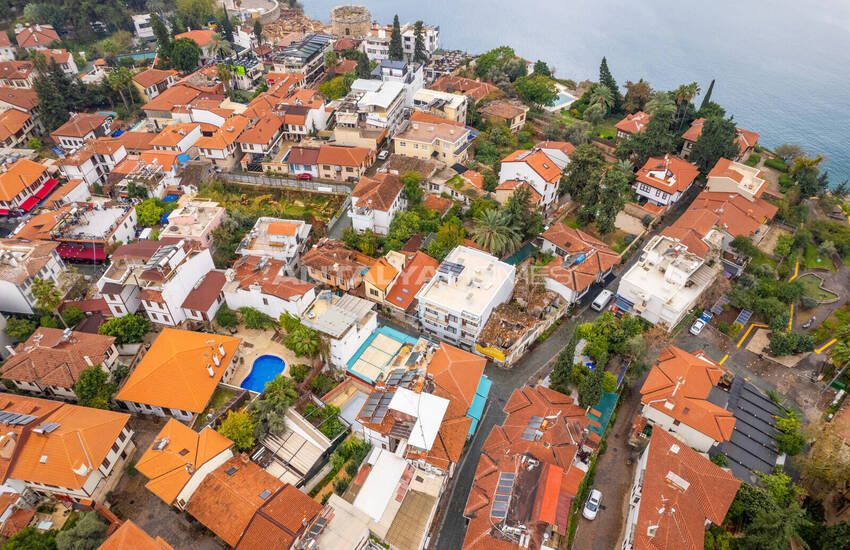 Boutique Hotel with 21 Rooms and Cafe in Old Town in Antalya 9