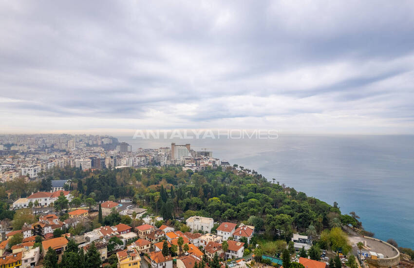 Boutique Hotel with 21 Rooms and Cafe in Old Town in Antalya 5