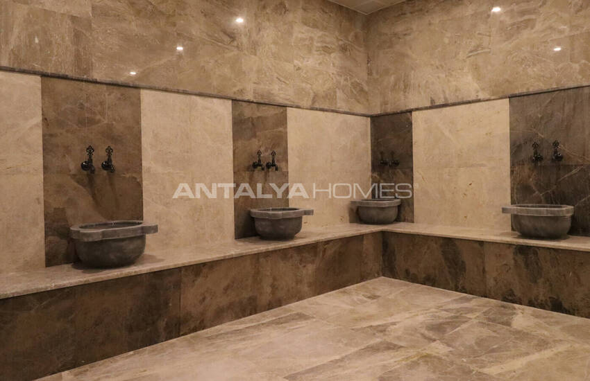Antalya Döşemealtı'nda Geniş Bahçeli ve Yüksek Tavanlı Villalar 15