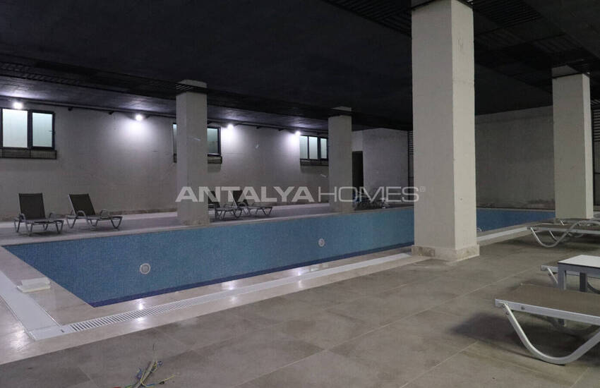 Antalya Döşemealtı'nda Geniş Bahçeli ve Yüksek Tavanlı Villalar 11