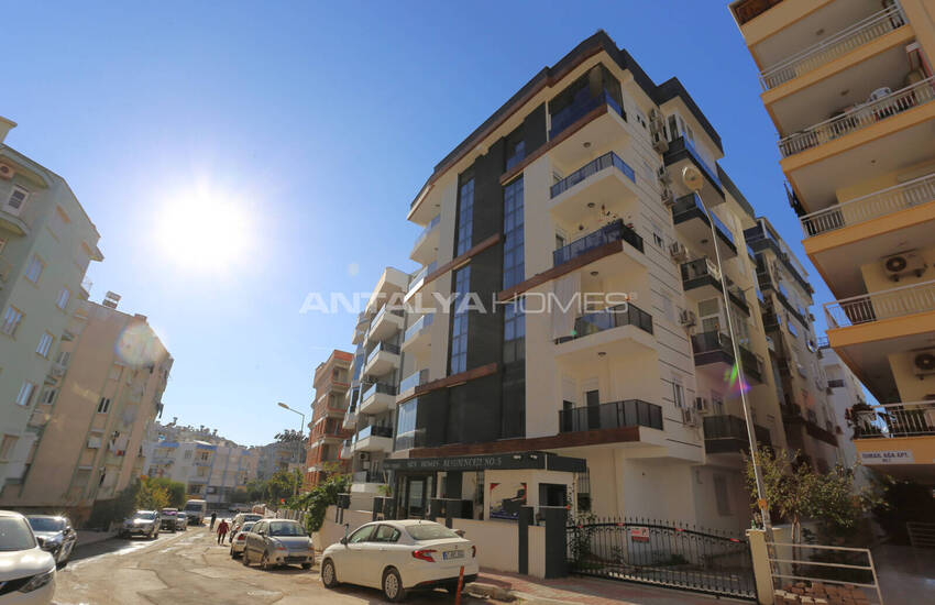 Furnished Property with 1 Bedroom in Complex in Antalya Muratpasa 2