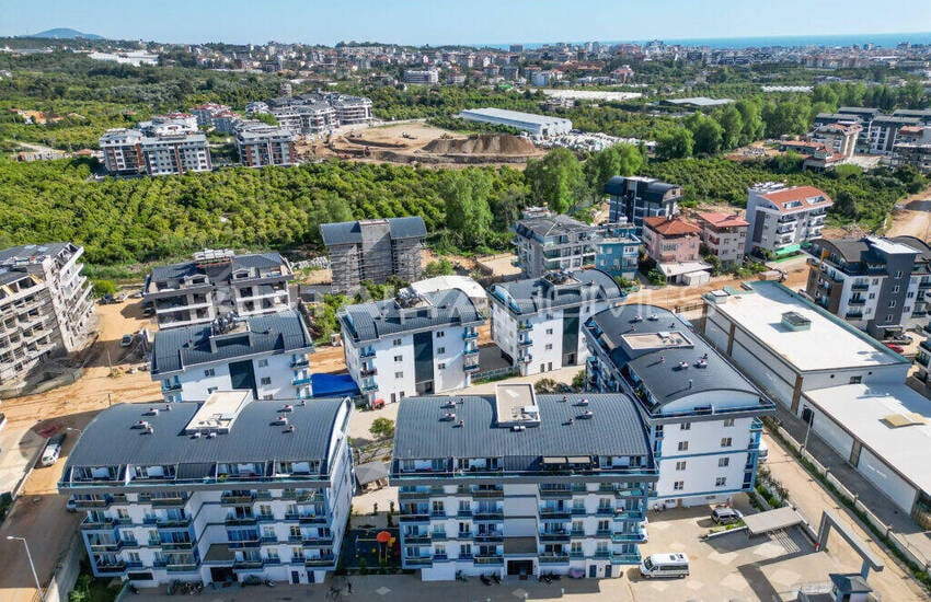 Alanya Oba'da Merkezi Konumda Satılık Eşyalı Daire 5