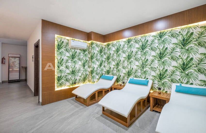 Alanya Oba'da Merkezi Konumda Satılık Eşyalı Daire 13