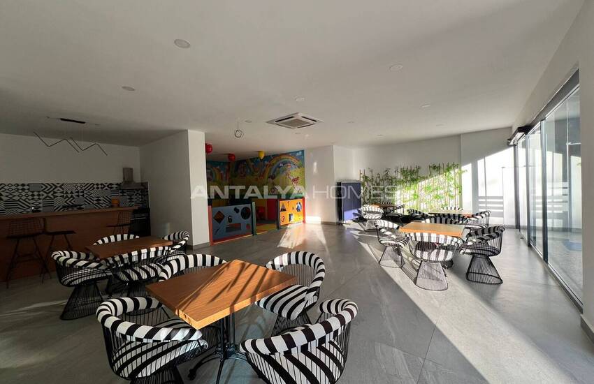 Alanya Oba'da Merkezi Konumda Satılık Eşyalı Daire 8