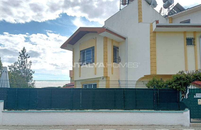 Меблированный Двухквартирный Дом в Анталии Кадрие 4