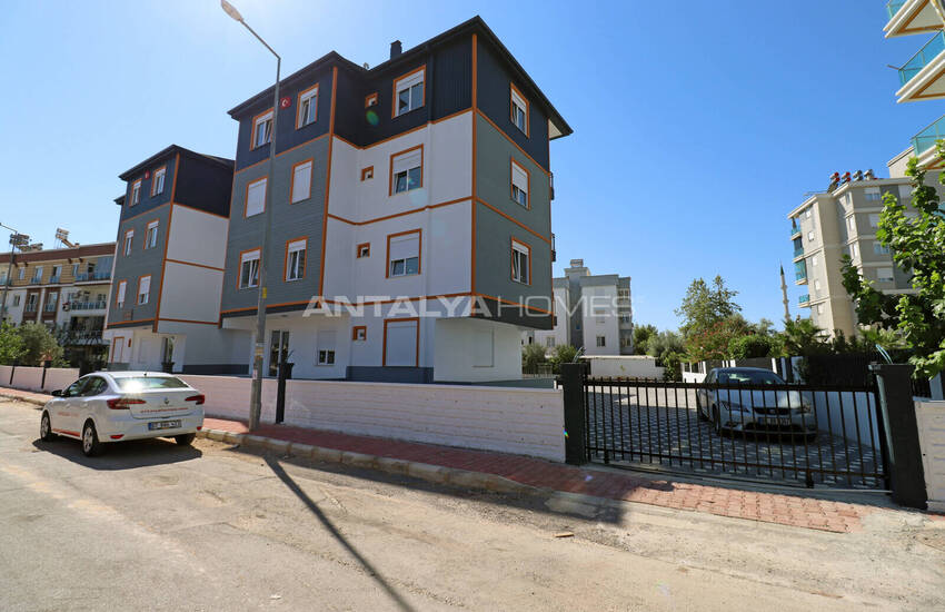 Ruime Appartementen Met Balkon Dicht Voorzieningen In Antalya Kepez 1