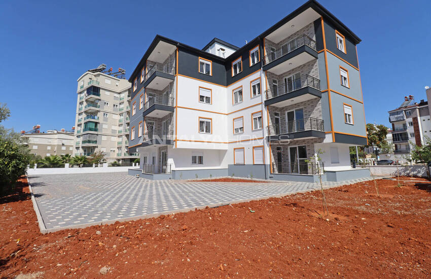 Ruime Appartementen Met Balkon Dicht Voorzieningen In Antalya Kepez 3
