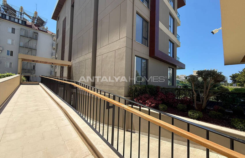 Spacious Apartments in a Complex with Pool and Garden in Alanya 3