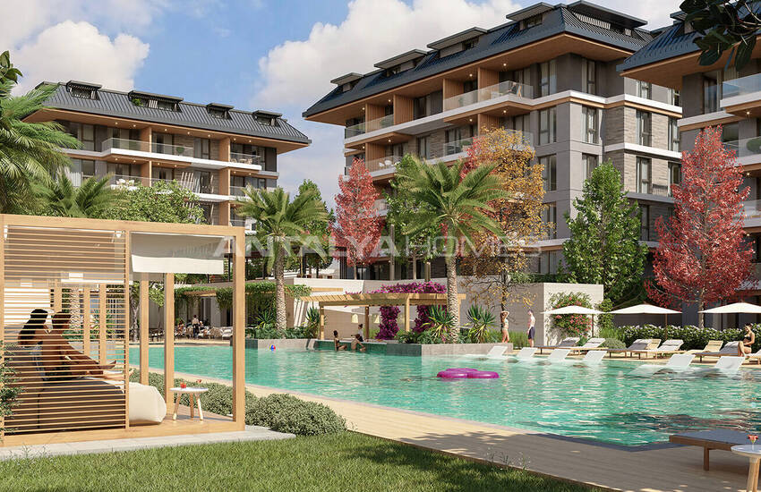 Alanya Oba'da Zengin Olanaklar Sunan Sitede Şık Daireler