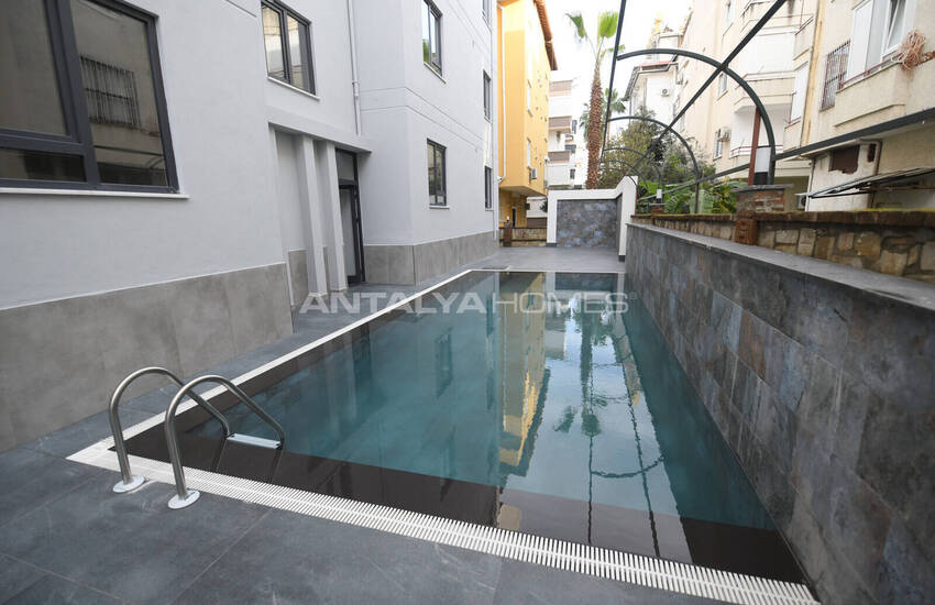 Flats in a Complex with Communal Pool in Alanya 1