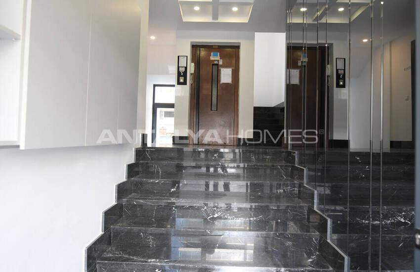 Flats in a Complex with Communal Pool in Alanya 4