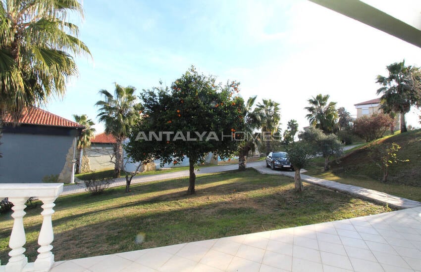 Villa Individuelle Avec Meubles Dans Un Complexe À Serik Antalya 6