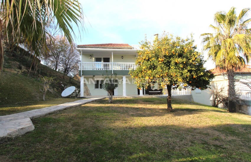 Villa Individuelle Avec Meubles Dans Un Complexe À Serik Antalya 1