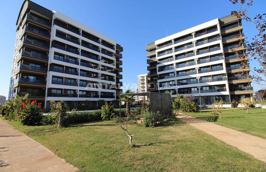 Spacious Flats in a Project with Pool in Altıntaş Antalya 2