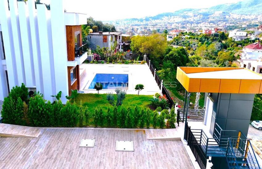 Detached Houses with Private Pools in Alanya Turkey 11