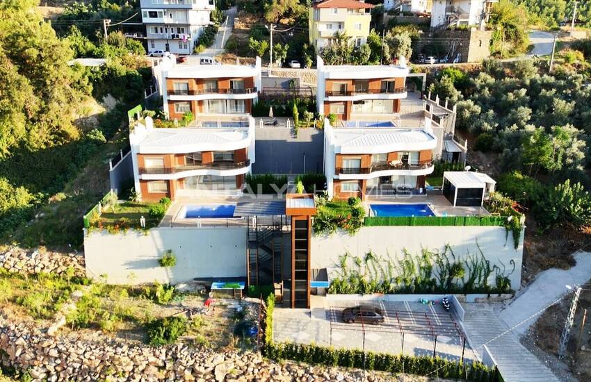 Detached Houses with Private Pools in Alanya Turkey 6