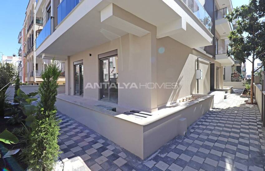 Antalya Kepez'de Asansörlü Binada Satılık Daireler 5