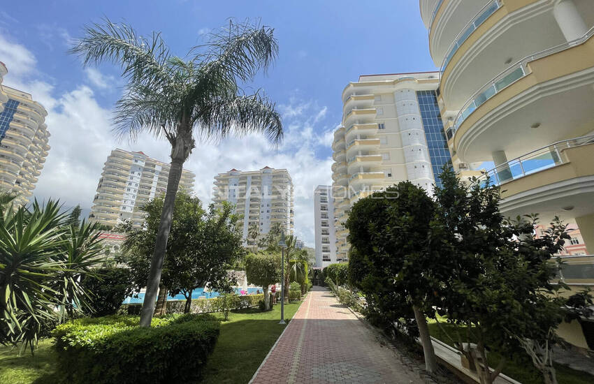 Alanya Mahmutlar'da Deniz ve Şehir Manzaralı Dubleks Daire 3