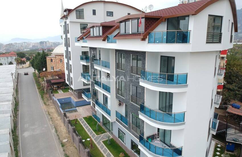 Fertige Wohnungen In Einem Komplex Mit Pool In Mahmutlar Alanya 4