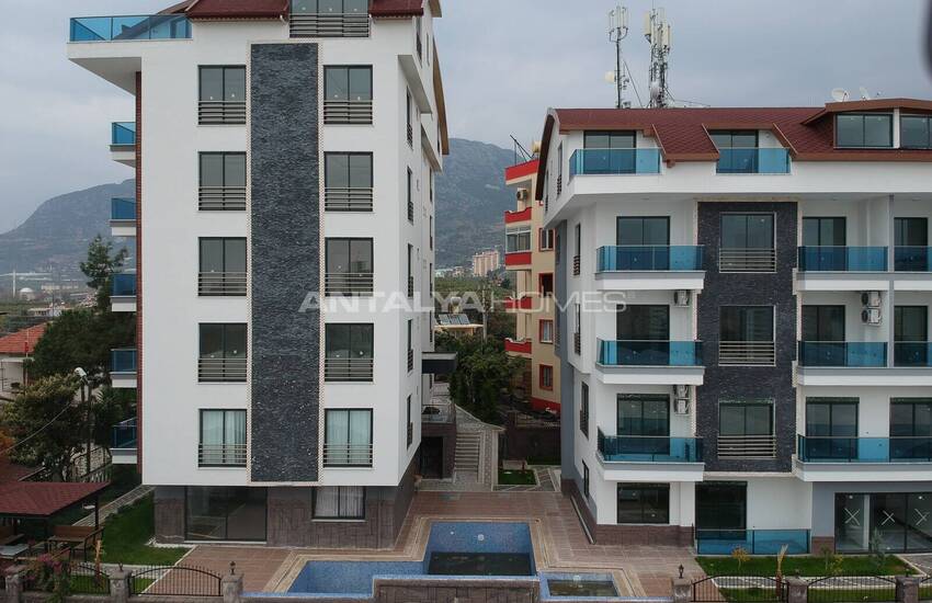Fertige Wohnungen In Einem Komplex Mit Pool In Mahmutlar Alanya 3