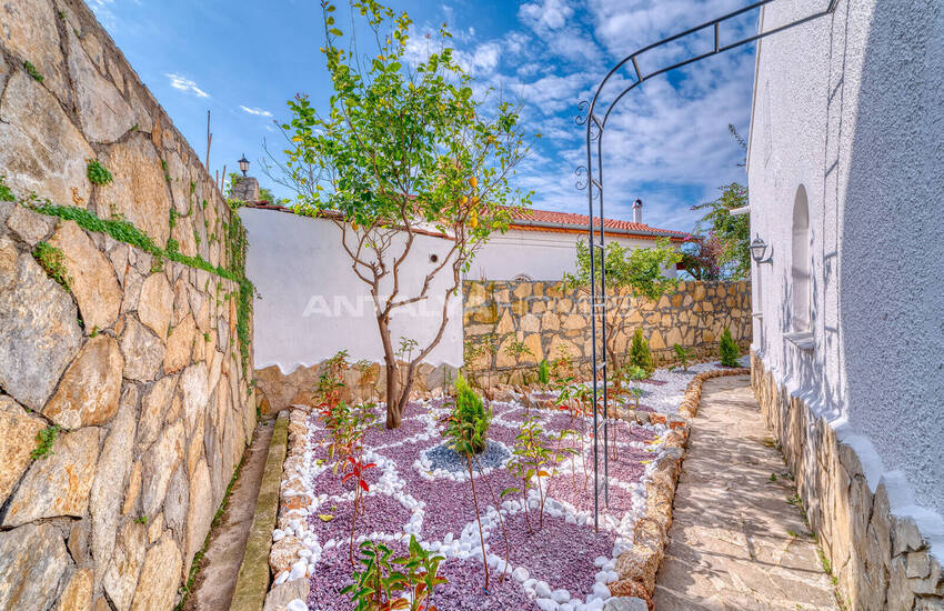 Detached House with Private Pool in Alanya 8
