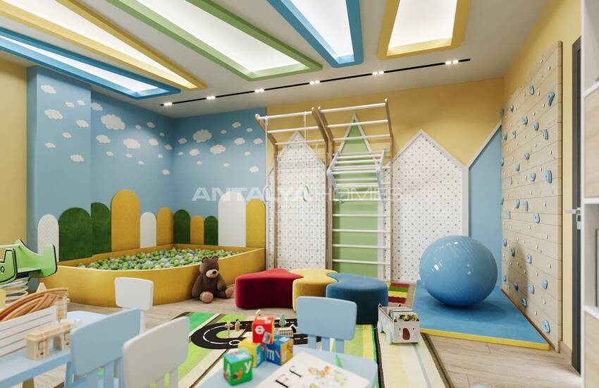 Flats in a Complex with Natural Environment in Alanya Oba 12