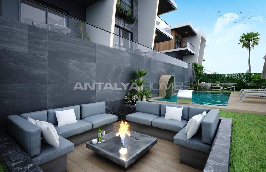 Alanya'da Şık Tasarımlı Deniz Manzaralı Villalar 9