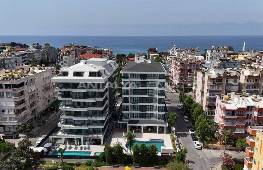 Alanya'da Plaja ve Günlük Olanaklara Yakın Konumda Şık Daireler 1