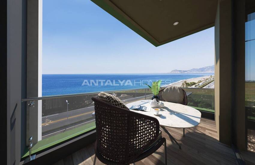 Seafront Apartments in a Complex with Rich Amenities in Alanya