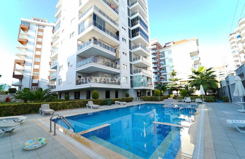 Magnificent View Flat in a Central Location in Alanya