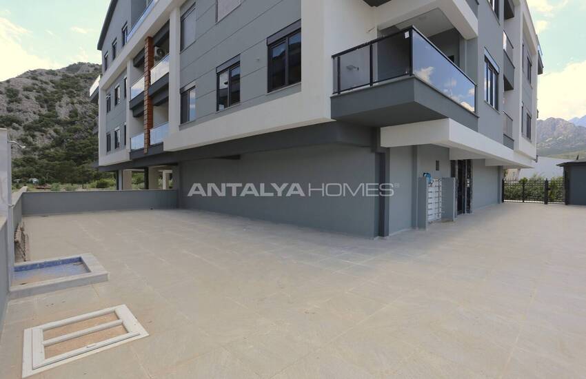 Furnished Flat Close to the Sea in Antalya Konyaaltı 1