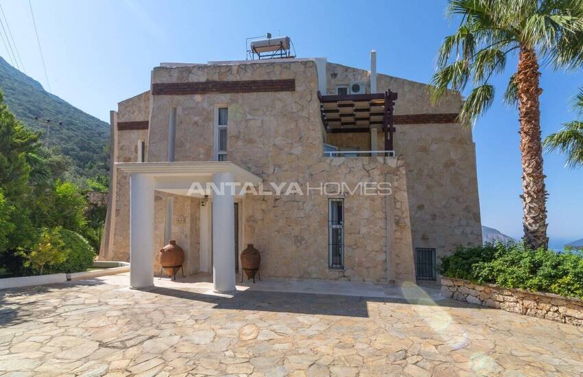 5-bedroom Detached House with Pool in Kas Kalkan 2
