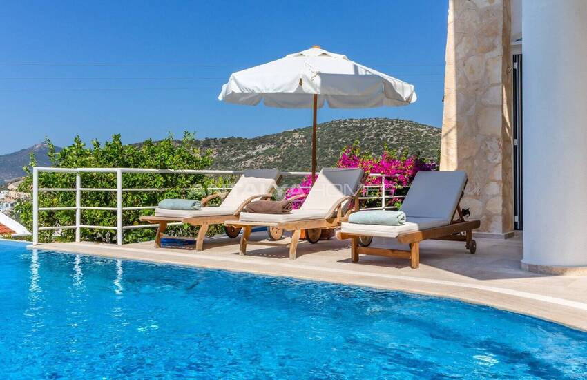 5-bedroom Detached House with Pool in Kas Kalkan 6