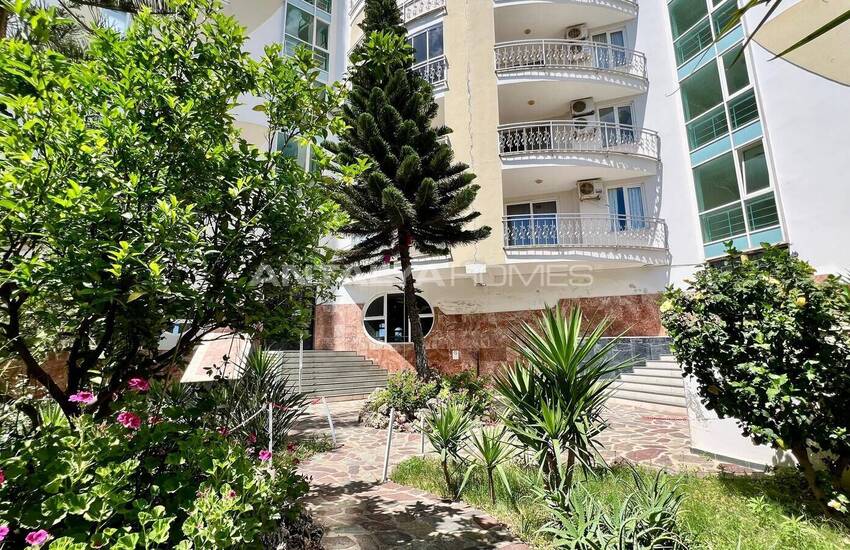 Alanya Mahmutlar'da Havuzlu Sitede Eşyalı Daireler 7