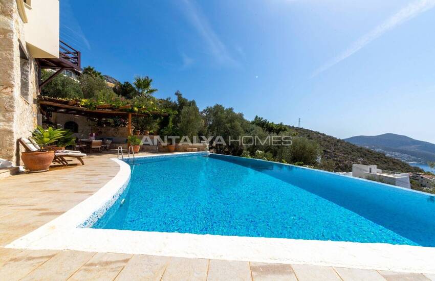Villa Individuelle De 4 Chambres Avec Piscine À Kalkan Antalya 4