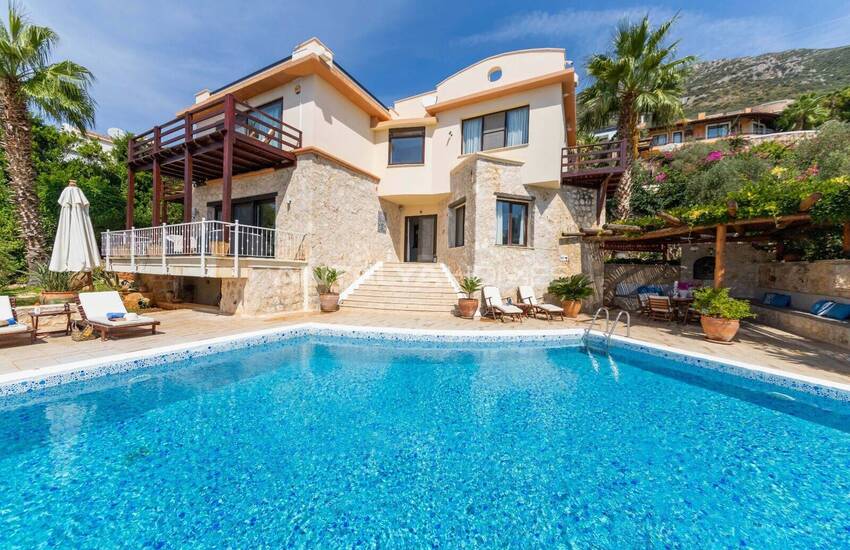 Villa Individuelle De 4 Chambres Avec Piscine À Kalkan Antalya 2
