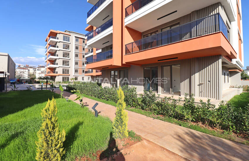 Propriétés De 2 Chambres Près Du Tram À Kepez Antalya 12