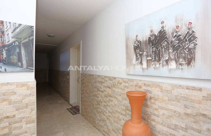 Antalya Konyaaltı Plajı'na 1 Km Uzaklıkta Eşyalı Daire 7