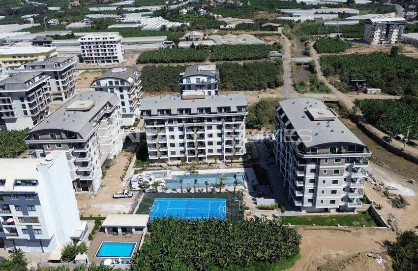Alanya'da 3 Bloklu Sosyal Olanaklara Sahip Sitede Daireler 2