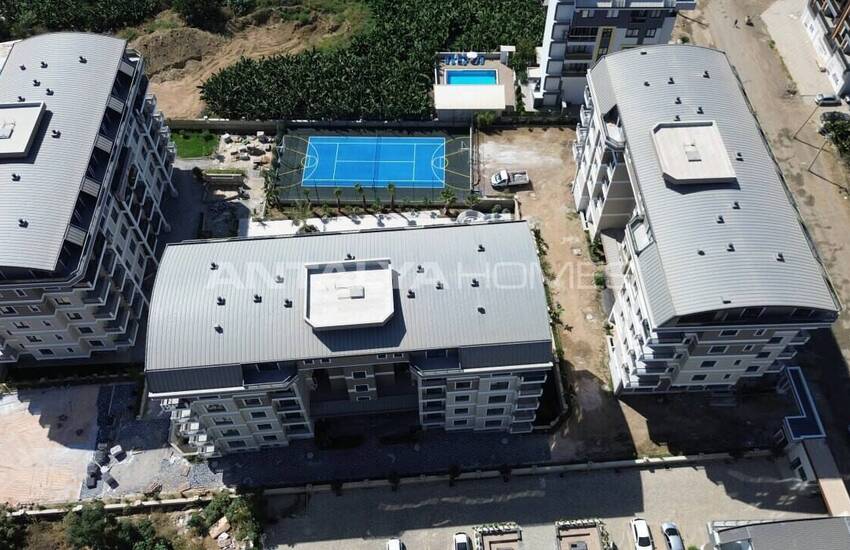 Alanya'da 3 Bloklu Sosyal Olanaklara Sahip Sitede Daireler 6