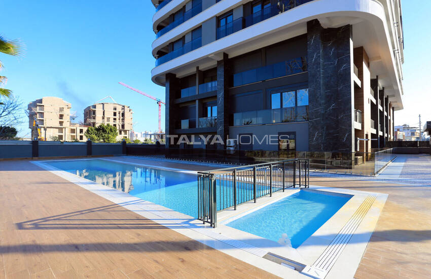 Antalya Konyaaltı'nda Hastaneye Yakın Vista Concept'te Daireler
